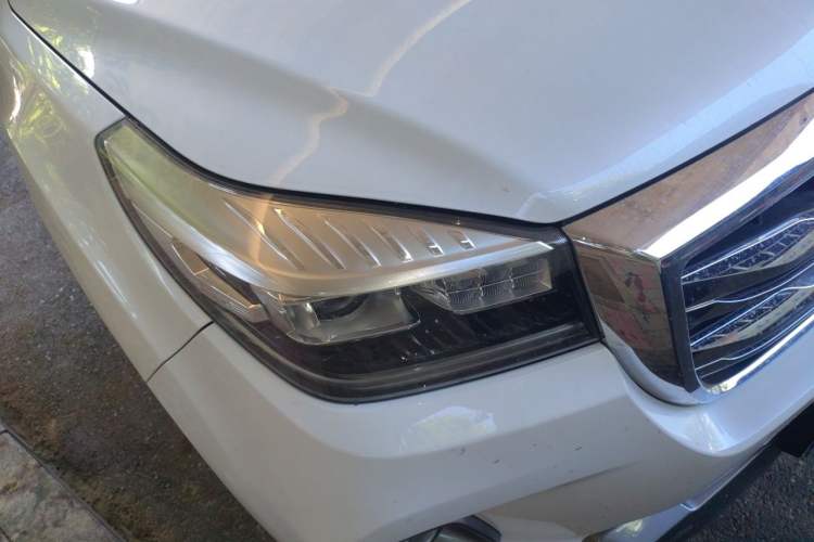 Used Haval H9 2020 2.0T Gasoline 4WD Premium Edition 5 Seats Right Front Headlight