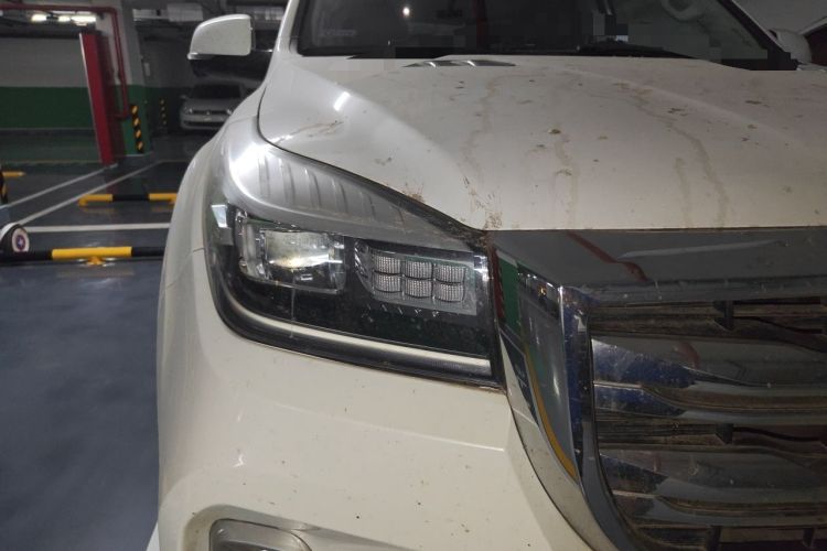 Used Haval H9 2020 2.0T Gasoline 4WD Premium Edition 5 Seats Right Front Headlight