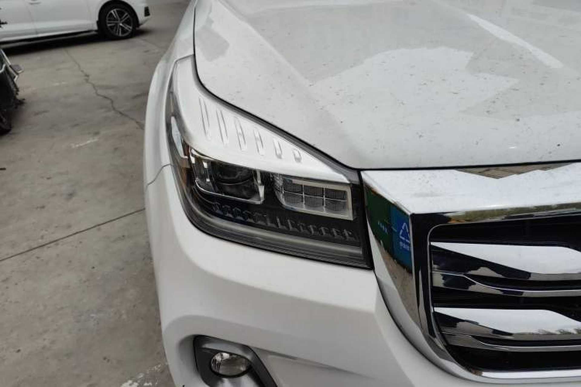 Used Haval H9 2020 2.0T Gasoline 4WD Premium Edition 5 Seats Right Front Headlight