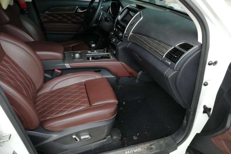 Used Haval H9 2020 2.0T Gasoline 4WD Premium Edition 5 Seats Right Front Seat
