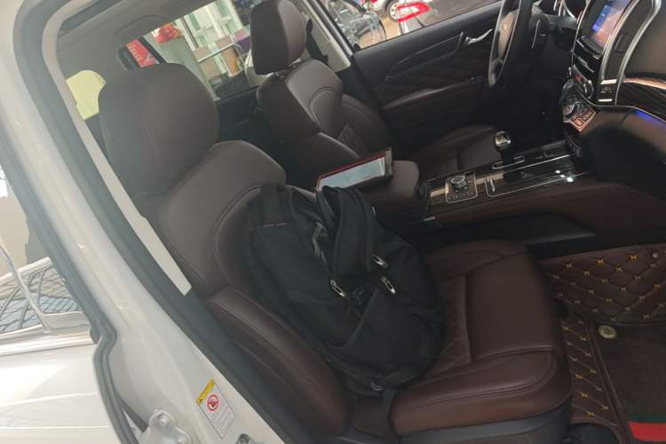 Used Haval H9 2020 2.0T Gasoline 4x4 Prestige 7-Seater Right Front Seat