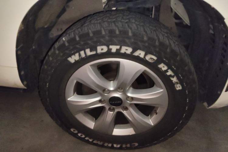Used Haval H9 2020 2.0T Gasoline 4x4 Luxury 7-Seater Right Front Wheel Hub