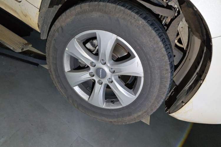 Used Haval H9 2020 2.0T Gasoline 4x4 Luxury 7-Seater Right Front Wheel Hub