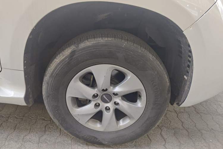 Used Haval H9 2020 2.0T Gasoline 4x4 Elite Version 5 Seats Right Front Wheel Hub