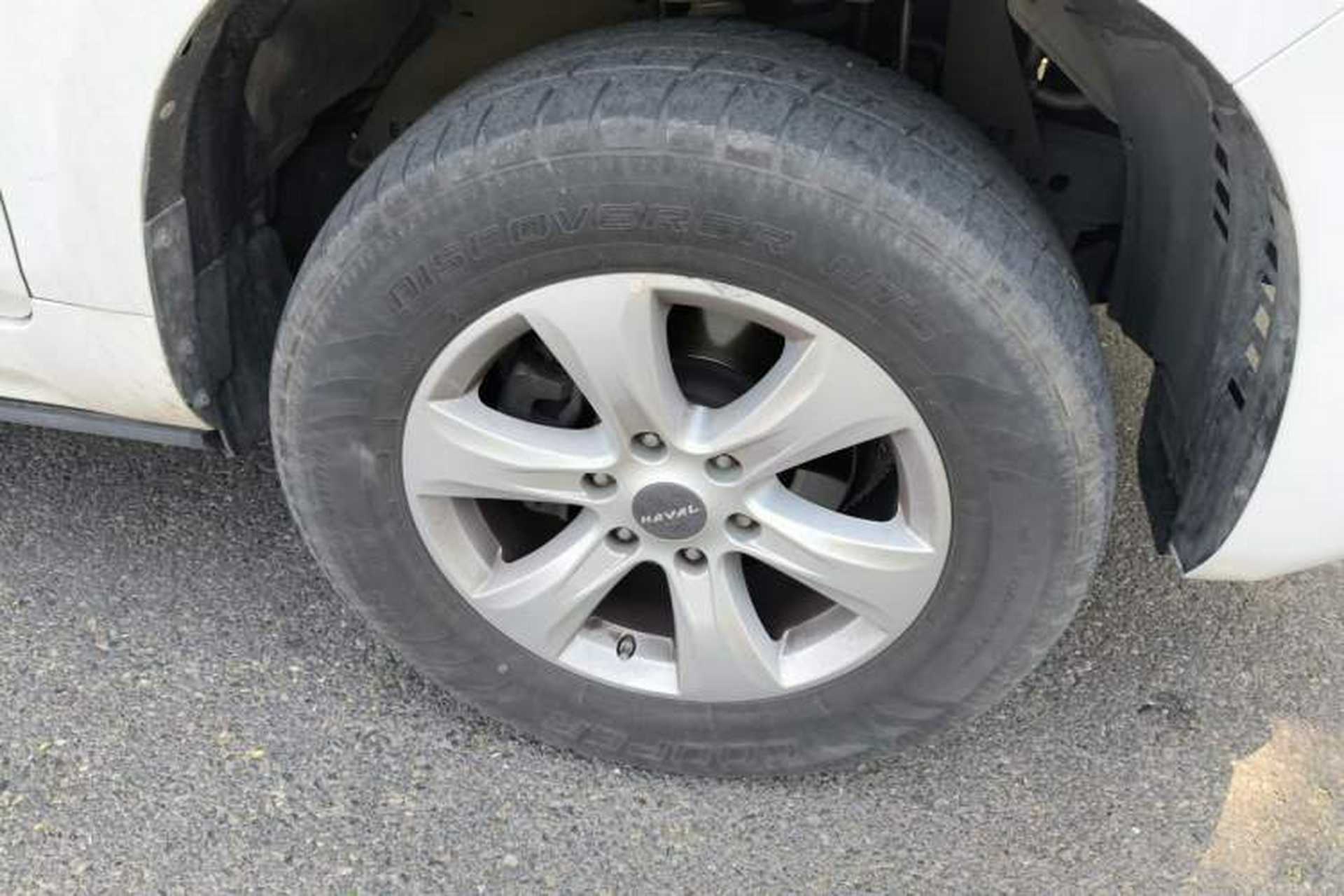 Used Haval H9 2020 2.0T Gasoline 4WD Premium Edition 5 Seats Right Front Wheel Hub