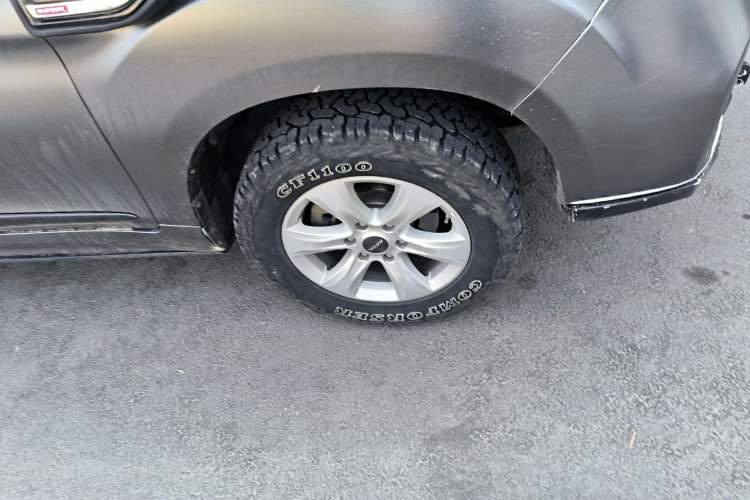 Used Haval H9 2020 2.0T Gasoline 4WD Premium Edition 5 Seats Right Front Wheel Hub