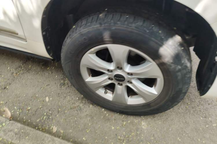 Used Haval H9 2020 2.0T Gasoline 4x4 Luxury 7-Seater Right Front Wheel Hub