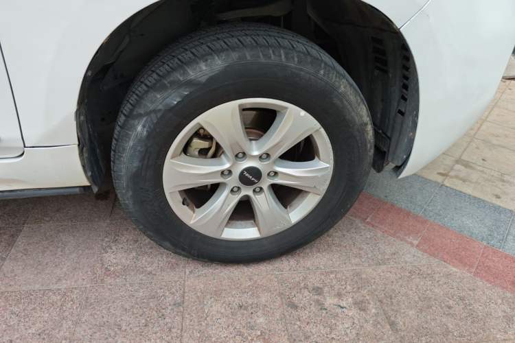 Used Haval H9 2020 2.0T Gasoline 4WD Premium Edition 5 Seats Right Front Wheel Hub