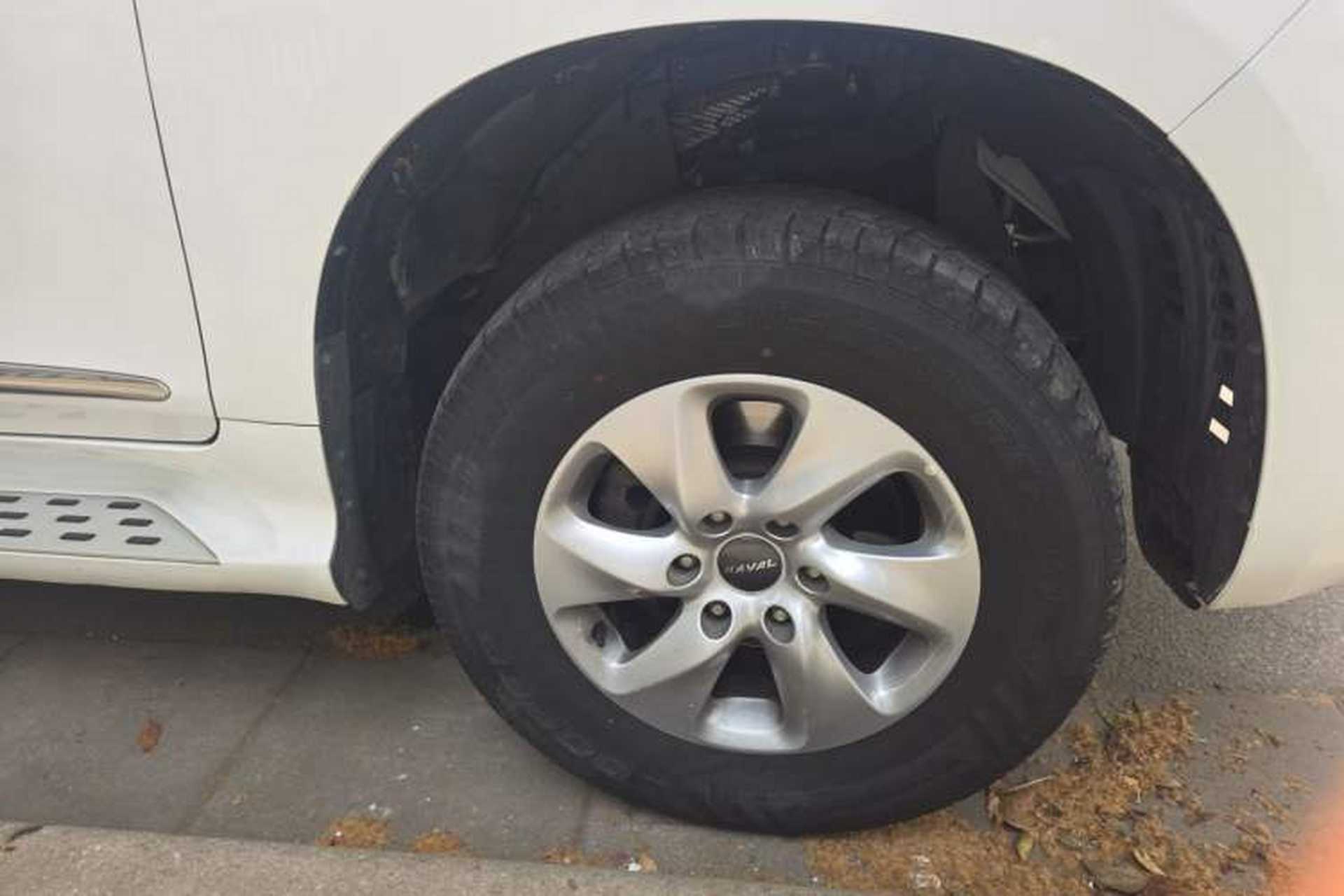 Used Haval H9 2020 2.0T Gasoline 4x4 Elite Version 5 Seats Right Front Wheel Hub