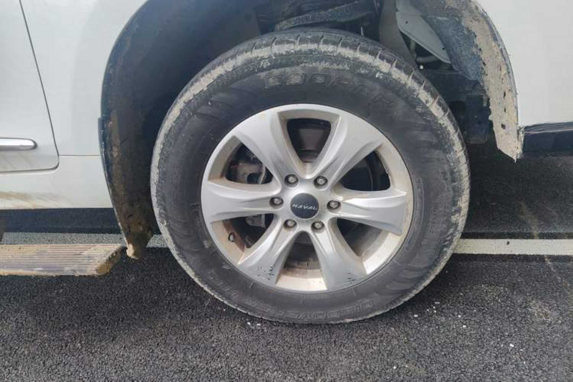 Used Haval H9 2020 2.0T Gasoline 4x4 Luxury 7-Seater Right Front Wheel Hub