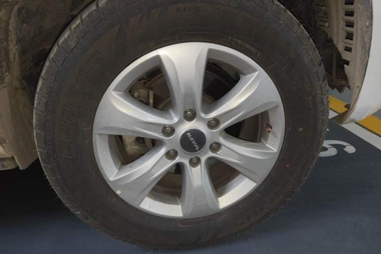Used Haval H9 2020 2.0T Gasoline 4WD Premium Edition 5 Seats Right Front Wheel Hub