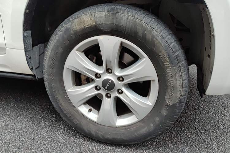 Used Haval H9 2020 2.0T Gasoline 4x4 Luxury 7-Seater Right Front Wheel Hub
