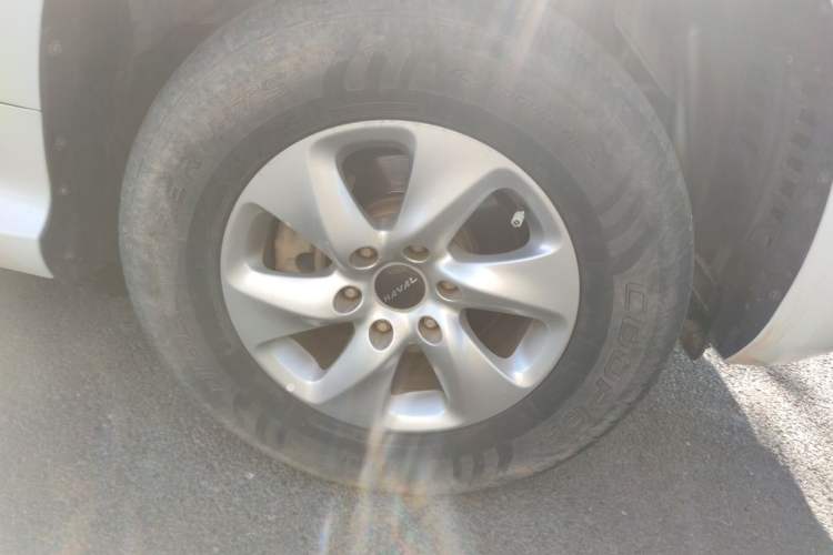 Used Haval H9 2020 2.0T Gasoline 4x4 Elite Version 5 Seats Right Front Wheel Hub