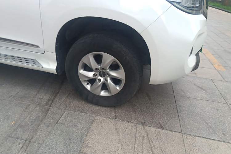 Used Haval H9 2020 2.0T Gasoline 4x4 Comfort Edition 7 Seats Right Front Wheel Hub