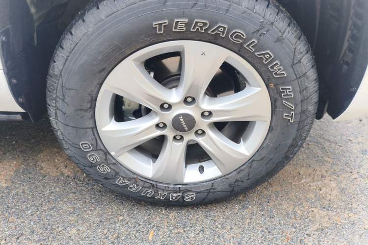 Used Haval H9 2020 2.0T Gasoline 4WD Premium Edition 5 Seats Right Front Wheel Hub
