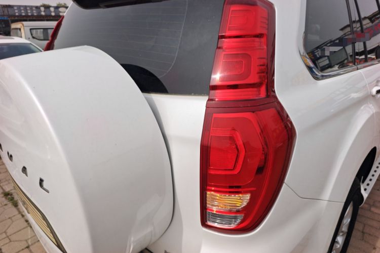 Used Haval H9 2020 2.0T Gasoline 4x4 Elite Version 5 Seats Right Rear Taillight