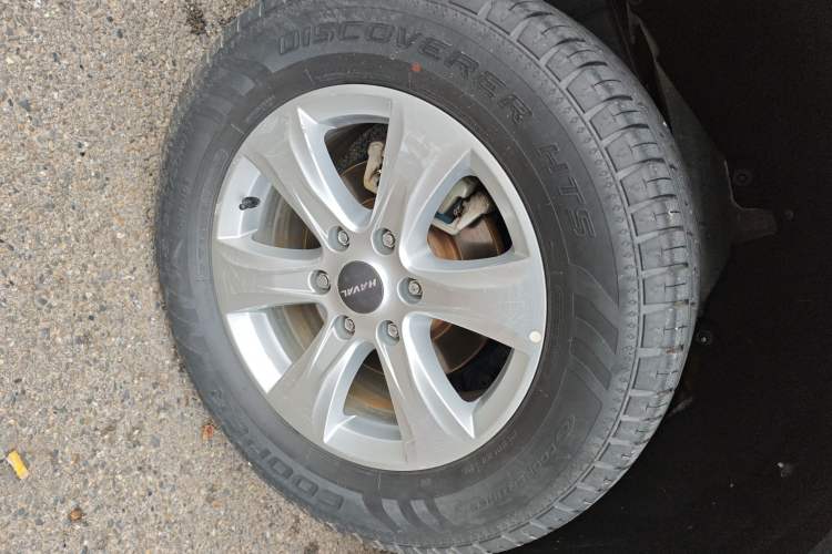 Used Haval H9 2020 2.0T Gasoline 4WD Premium Edition 5 Seats Right Rear Wheel Hub