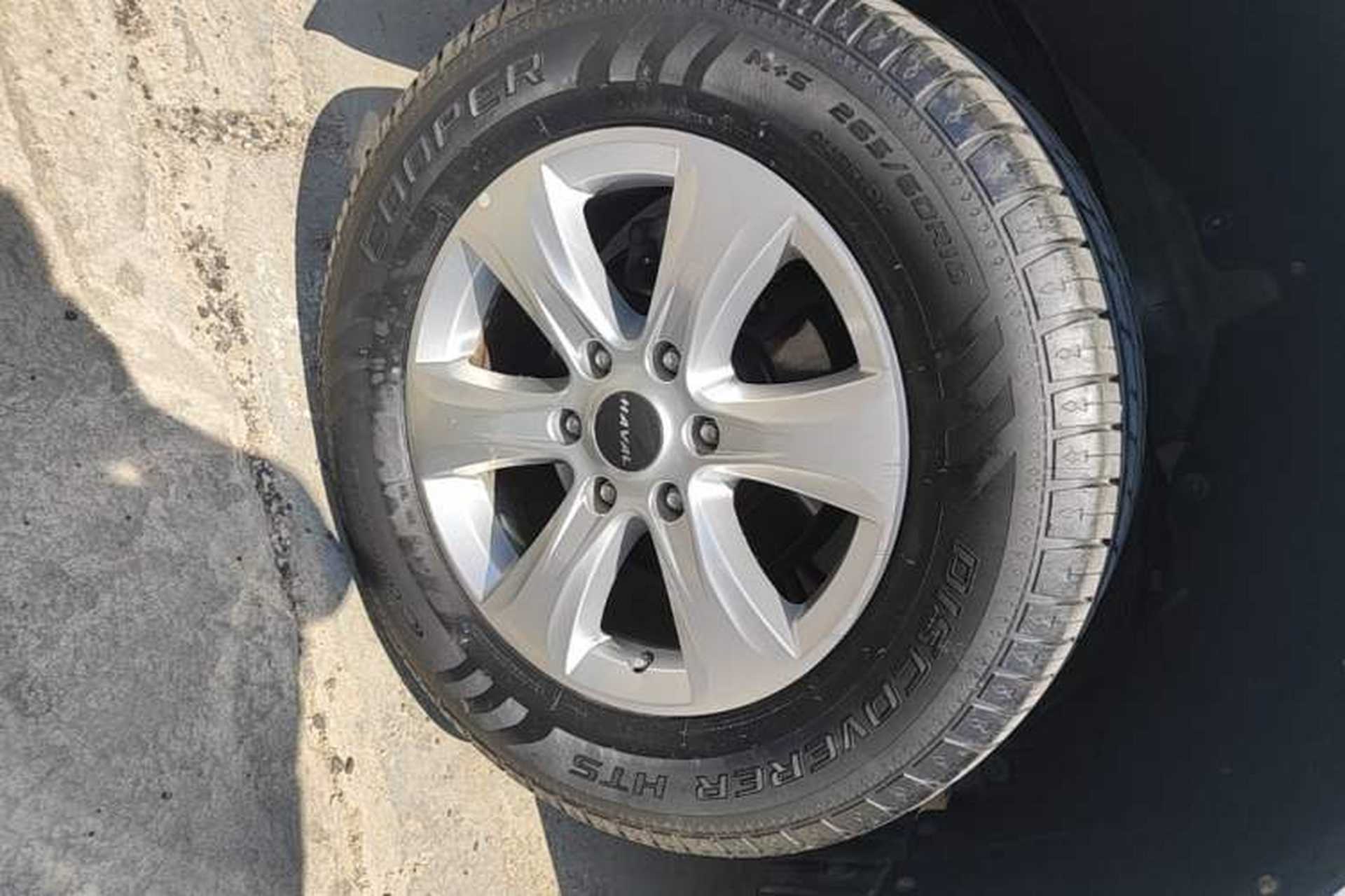 Used Haval H9 2020 2.0T Gasoline 4WD Premium Edition 5 Seats Right Rear Wheel Hub
