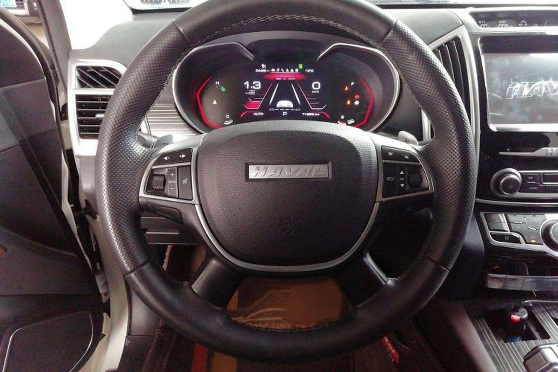 Used Haval H9 2020 2.0T Gasoline 4WD Premium Edition 5 Seats Steering Wheel