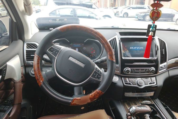 Used Haval H9 2020 2.0T Gasoline 4WD Smart Enjoyment Version 5 Seats Steering Wheel