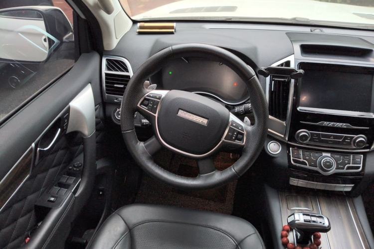 Used Haval H9 2020 2.0T Gasoline 4x4 Comfort Edition 7 Seats Steering Wheel
