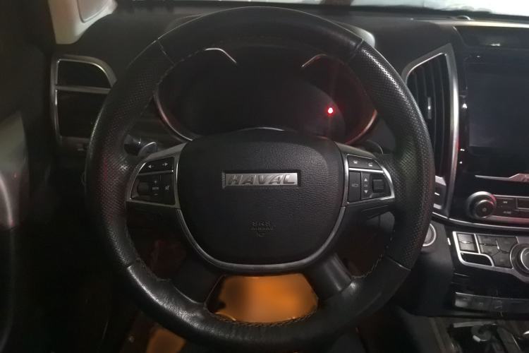 Used Haval H9 2020 2.0T Gasoline 4x4 Elite Version 5 Seats Steering Wheel