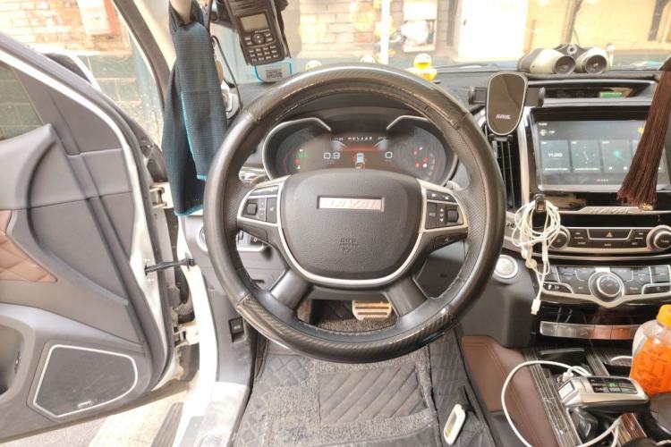 Used Haval H9 2020 2.0T Gasoline 4x4 Luxury 7-Seater Steering Wheel
