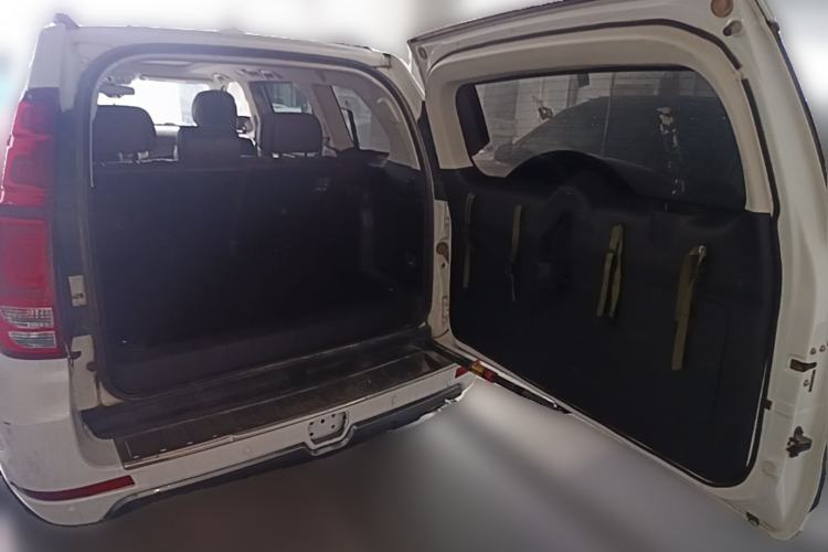 Used Haval H9 2020 2.0T Gasoline 4WD Premium Edition 5 Seats Trunk