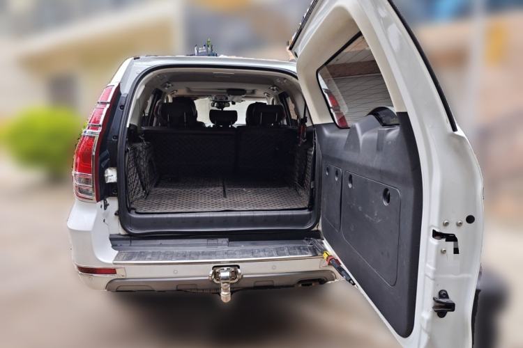 Used Haval H9 2020 2.0T Gasoline 4x4 Luxury 7-Seater Trunk