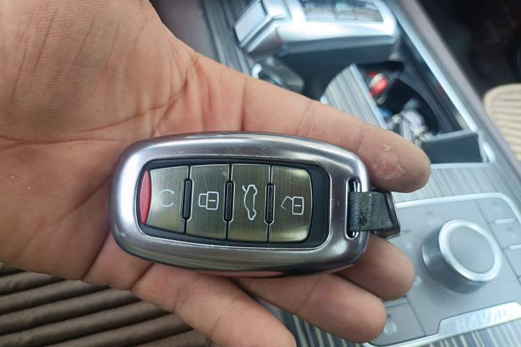 Used Haval H9 2020 2.0T Gasoline 4WD Premium Edition 5 Seats Vehicle Key