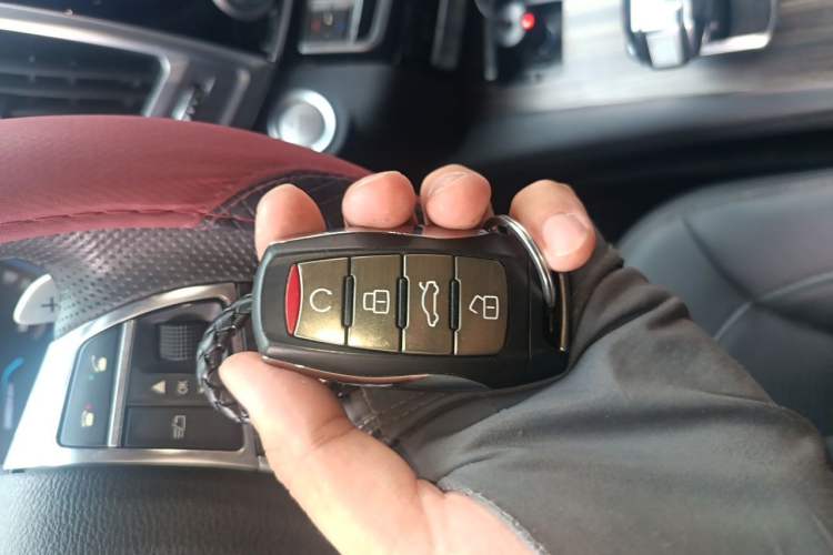 Used Haval H9 2020 2.0T Gasoline 4x4 Comfort Edition 7 Seats Vehicle Key