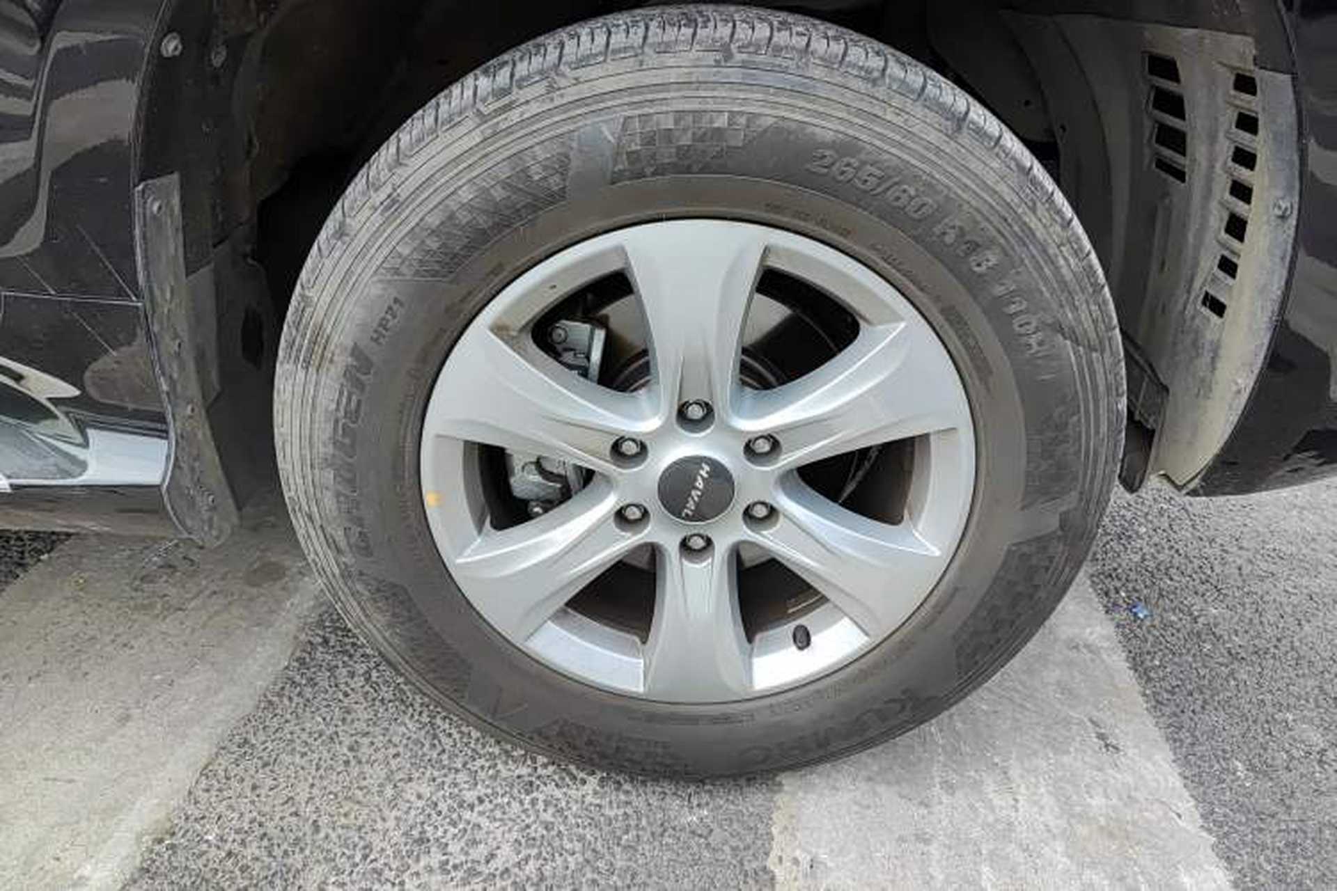 Used Haval H9 2022 2.0T Gasoline 4x4 Smart Enjoyment Version 5 Seats Right Front Wheel Hub