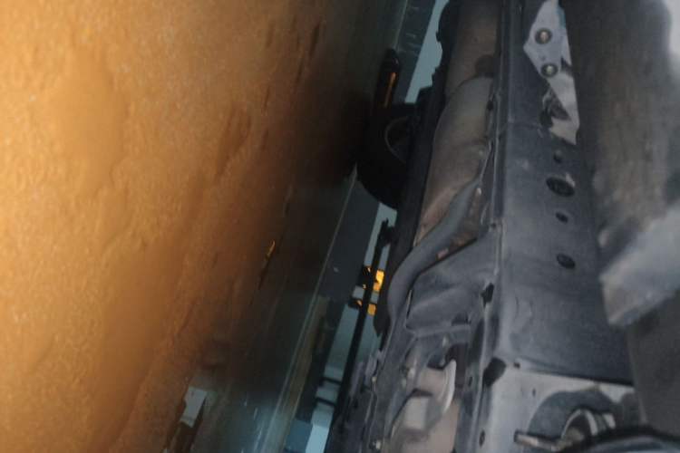 Used Haval H9 2022 2.0T Gasoline 4x4 Luxury 7-Seater Chassis Front Right