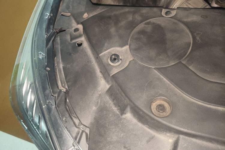Used Haval H9 2022 2.0T Gasoline 4x4 Luxury 7-Seater Engine Bay Right