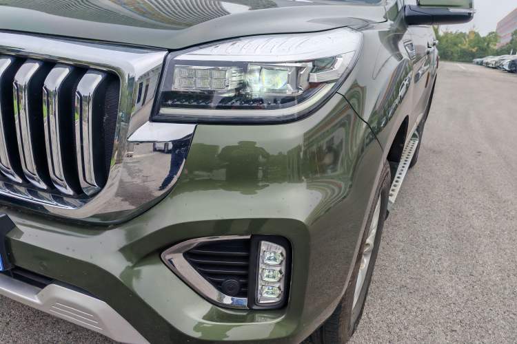 Used Haval H9 2022 2.0T Gasoline 4x4 Elite Model 5 Seats Left Front Headlight