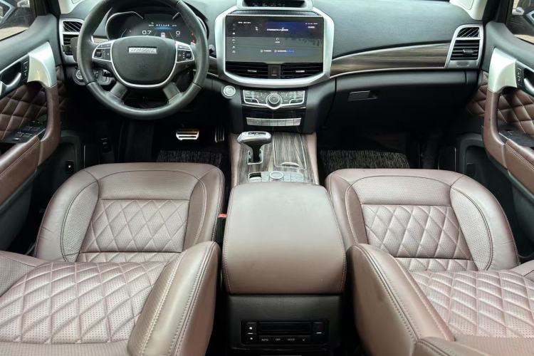 Used Haval H9 2022 2.0T Gasoline 4x4 Smart Enjoyment Version 5 Seats Steering Wheel