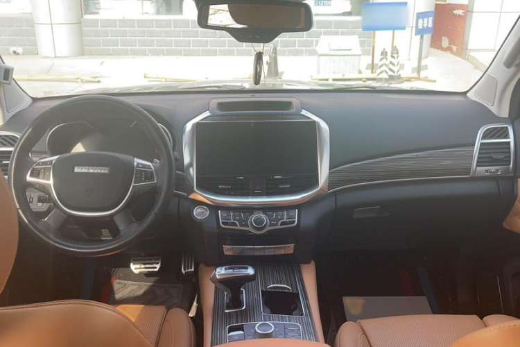 Used Haval H9 2022 2.0T Gasoline 4x4 Premium 5-Seater Interior 4