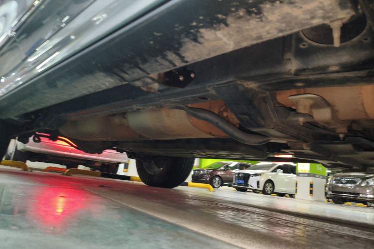 Used Haval H9 2022 2.0T Gasoline 4x4 Luxury 7-Seater Right Side Sill
