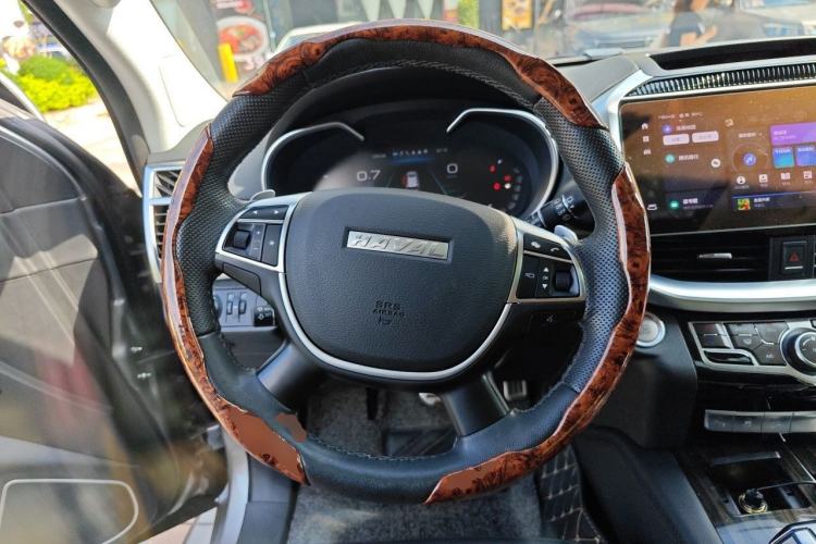 Used Haval H9 2022 2.0T Gasoline 4x4 Comfort Version 7 Seats Steering Wheel