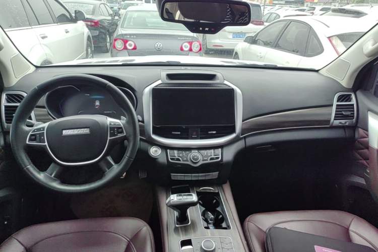 Used Haval H9 2022 2.0T Gasoline 4x4 Smart Enjoyment Version 5 Seats Center Console