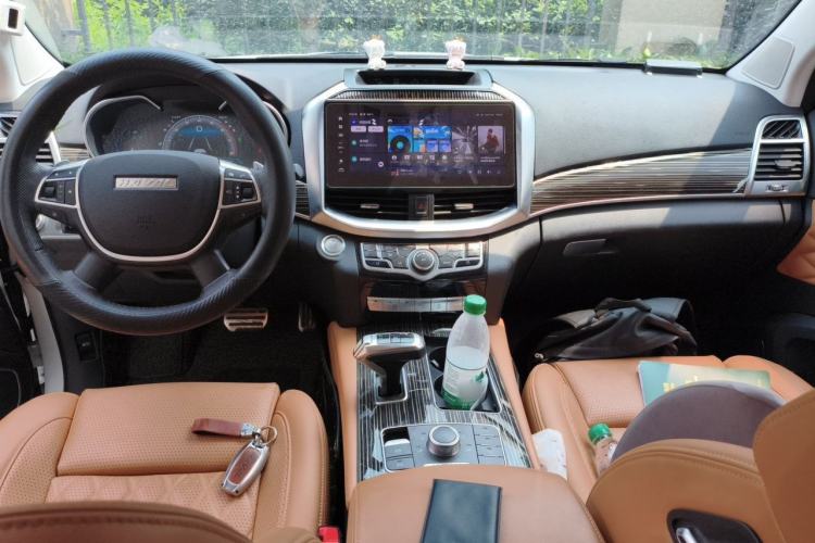 Used Haval H9 2022 2.0T Gasoline 4x4 Premium 5-Seater Center Console