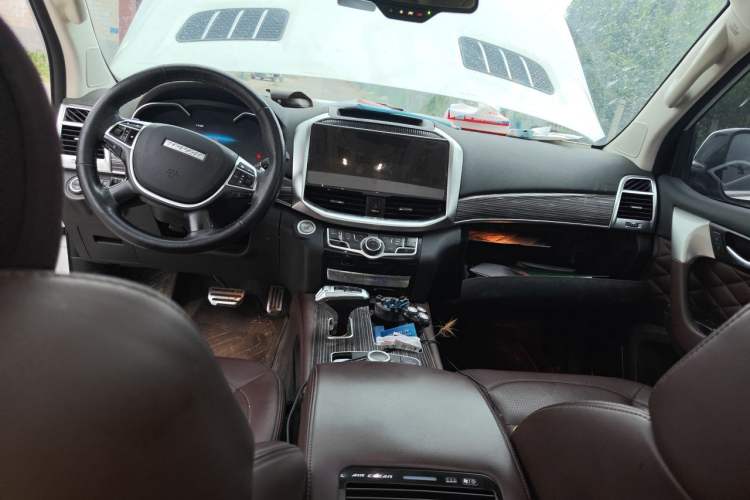 Used Haval H9 2022 2.0T Gasoline 4x4 Luxury 7-Seater Center Console