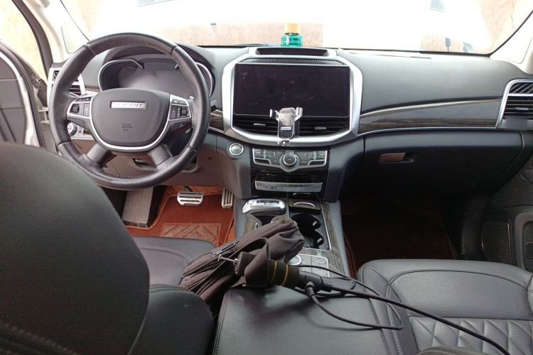 Used Haval H9 2022 2.0T Gasoline 4x4 Comfort Version 7 Seats Center Console