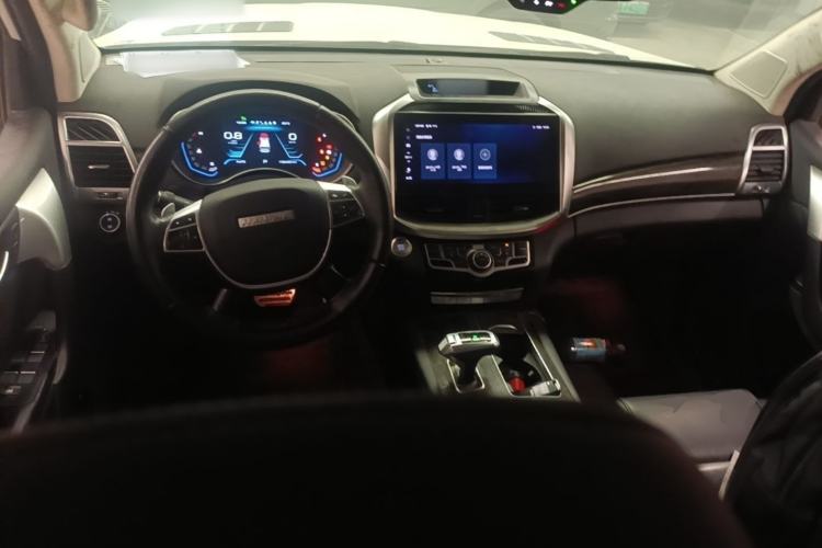 Used Haval H9 2022 2.0T Gasoline 4x4 Elite Model 5 Seats Center Console