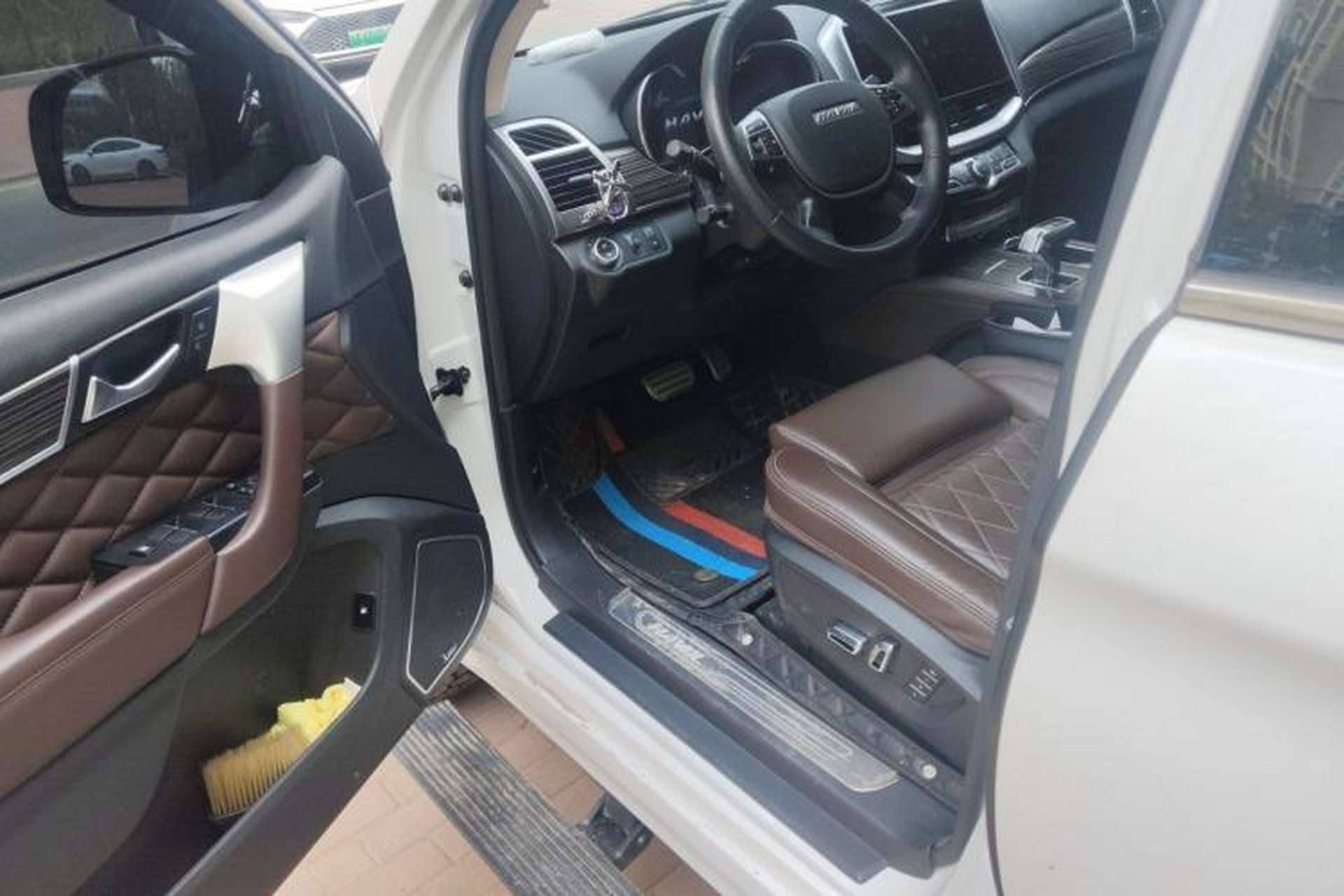 Used Haval H9 2022 2.0T Gasoline 4x4 Premium 5-Seater Driver Seat