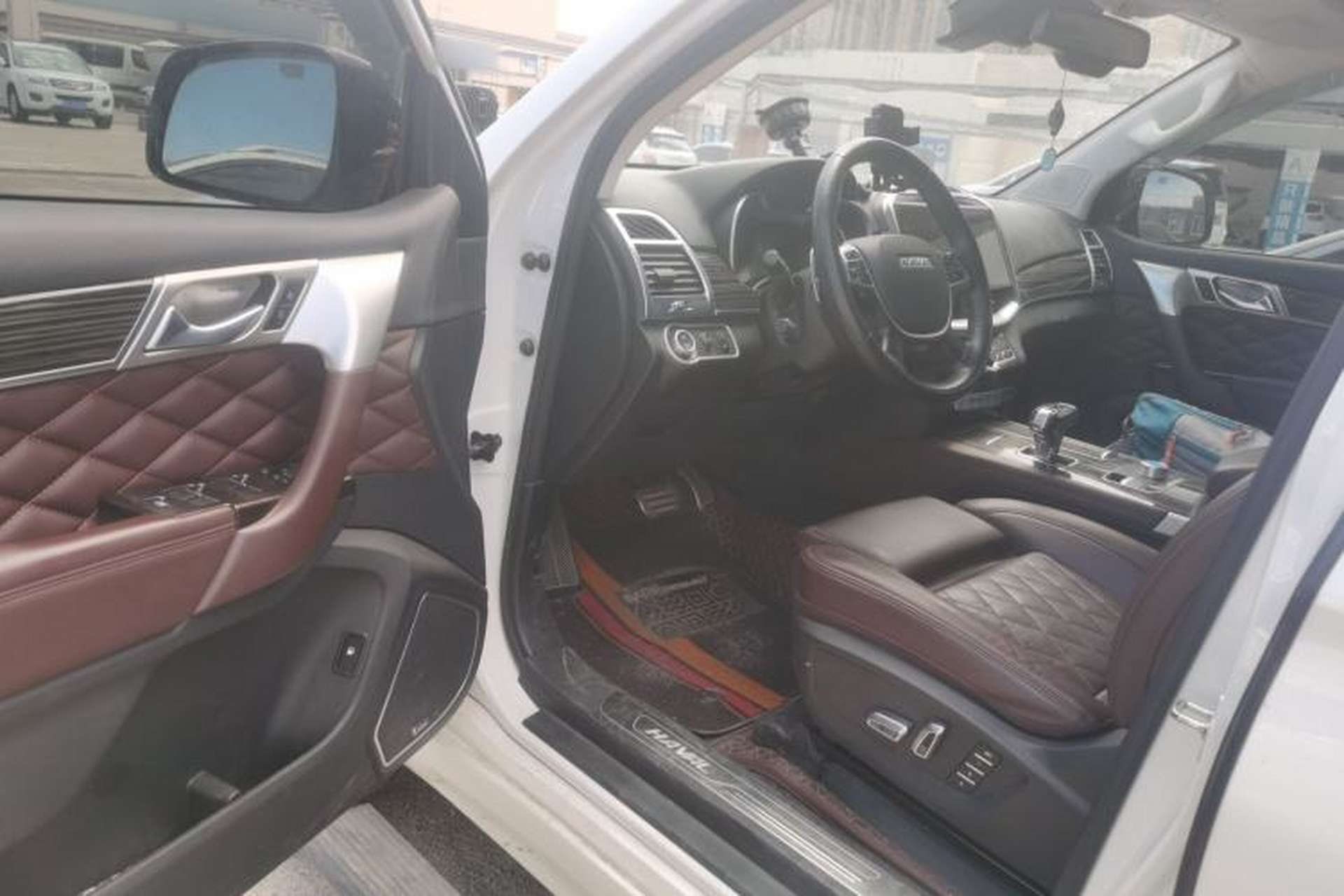 Used Haval H9 2022 2.0T Gasoline 4x4 Premium 5-Seater Driver Seat