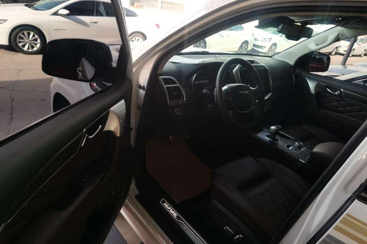 Used Haval H9 2022 2.0T Gasoline 4x4 Premium 5-Seater Driver Seat