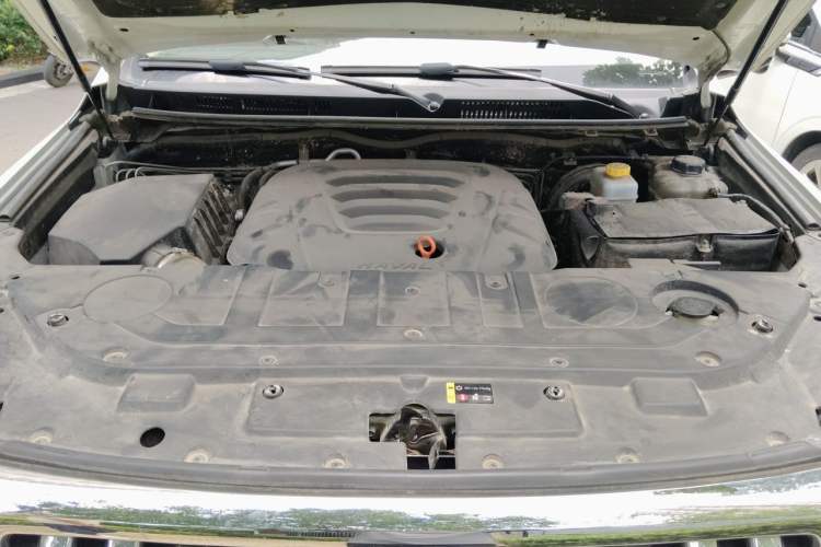Used Haval H9 2022 2.0T Gasoline 4x4 Smart Enjoyment Version 5 Seats Engine Bay