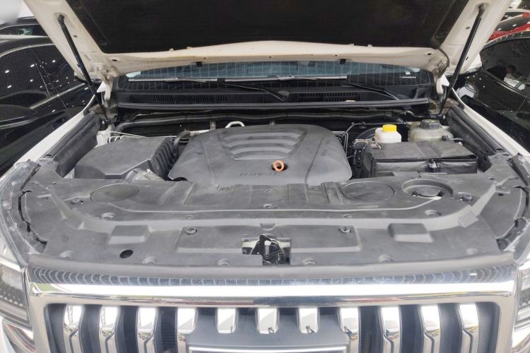 Used Haval H9 2022 2.0T Gasoline 4x4 Elite Model 5 Seats Engine Bay