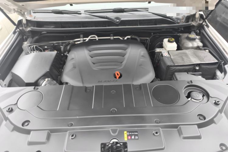 Used Haval H9 2022 2.0T Gasoline 4x4 Comfort Version 7 Seats Engine Bay